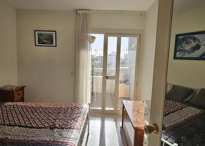 Centrico Piso En Feriehus Marbella